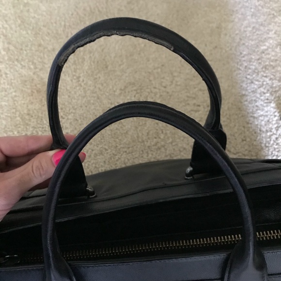 Coach Black Swagger Handbag - Picture 5 of 7